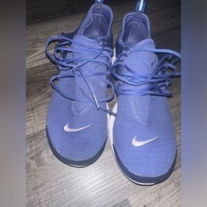 NIKE WMNS AIR PRESTO
Dark Purple Dust/ Dark Purple Dust